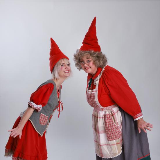 Nissedrys med Louise Schouw Teater