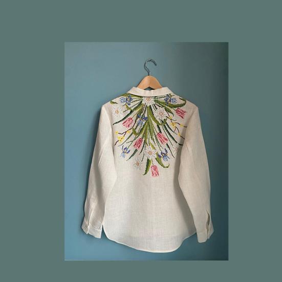 Skjorte med blomsterryg - redesign Line