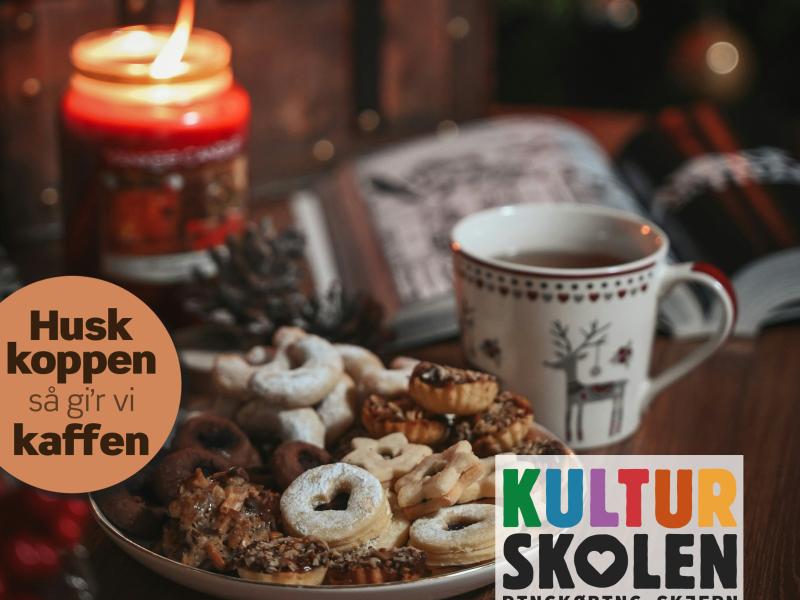 Decemberstemning: Fællessang og julefortælling